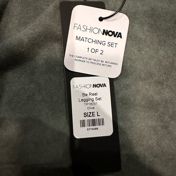 NWT Fashion Nova hoodie top - Picture 7 of 7